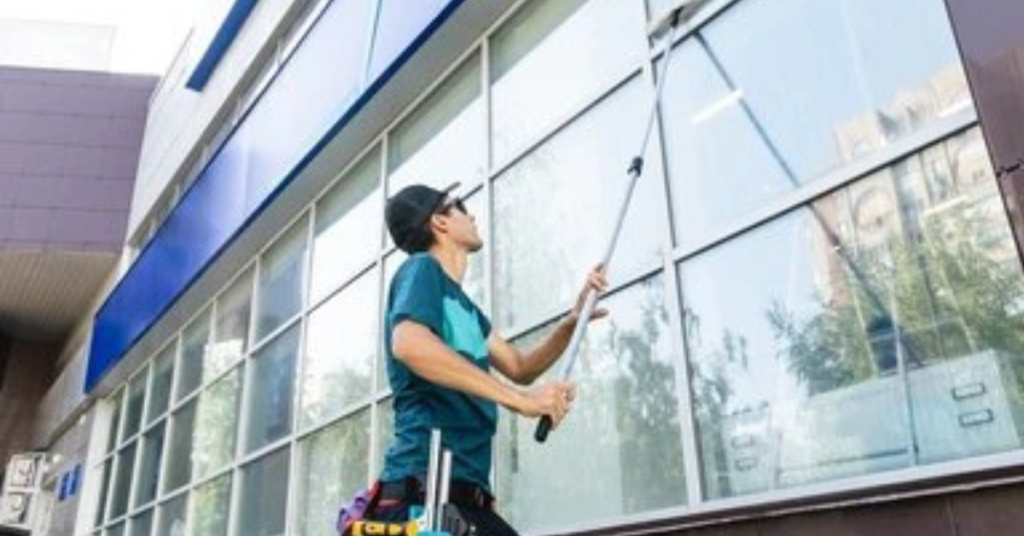 earning potential for window cleaners